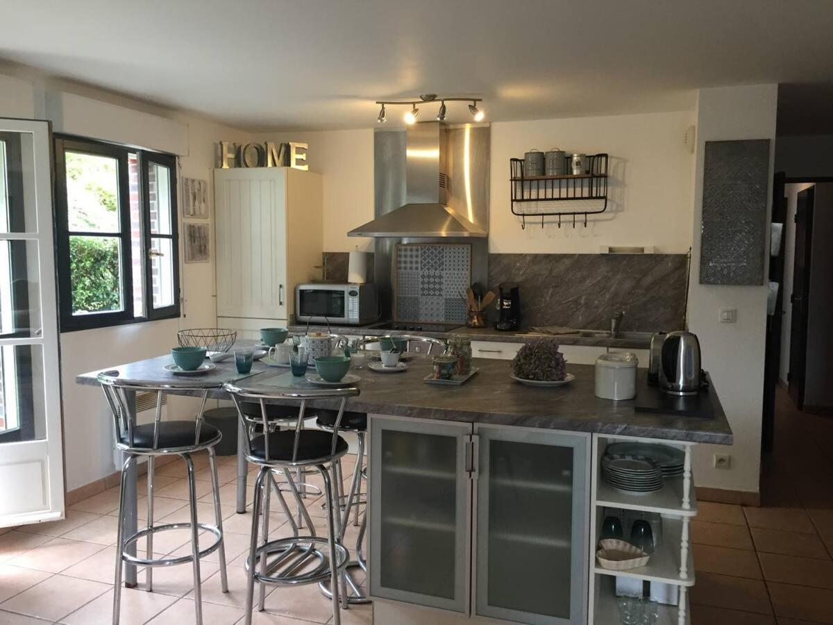 Beautiful Ground Floor 2 Bedroom Apartment Honfleur Exteriör bild