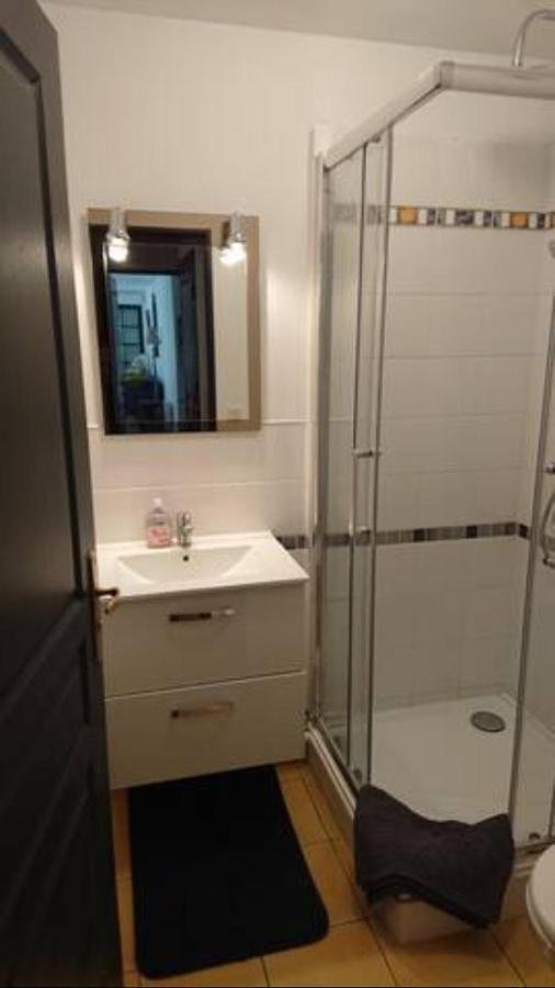 Beautiful Ground Floor 2 Bedroom Apartment Honfleur Exteriör bild